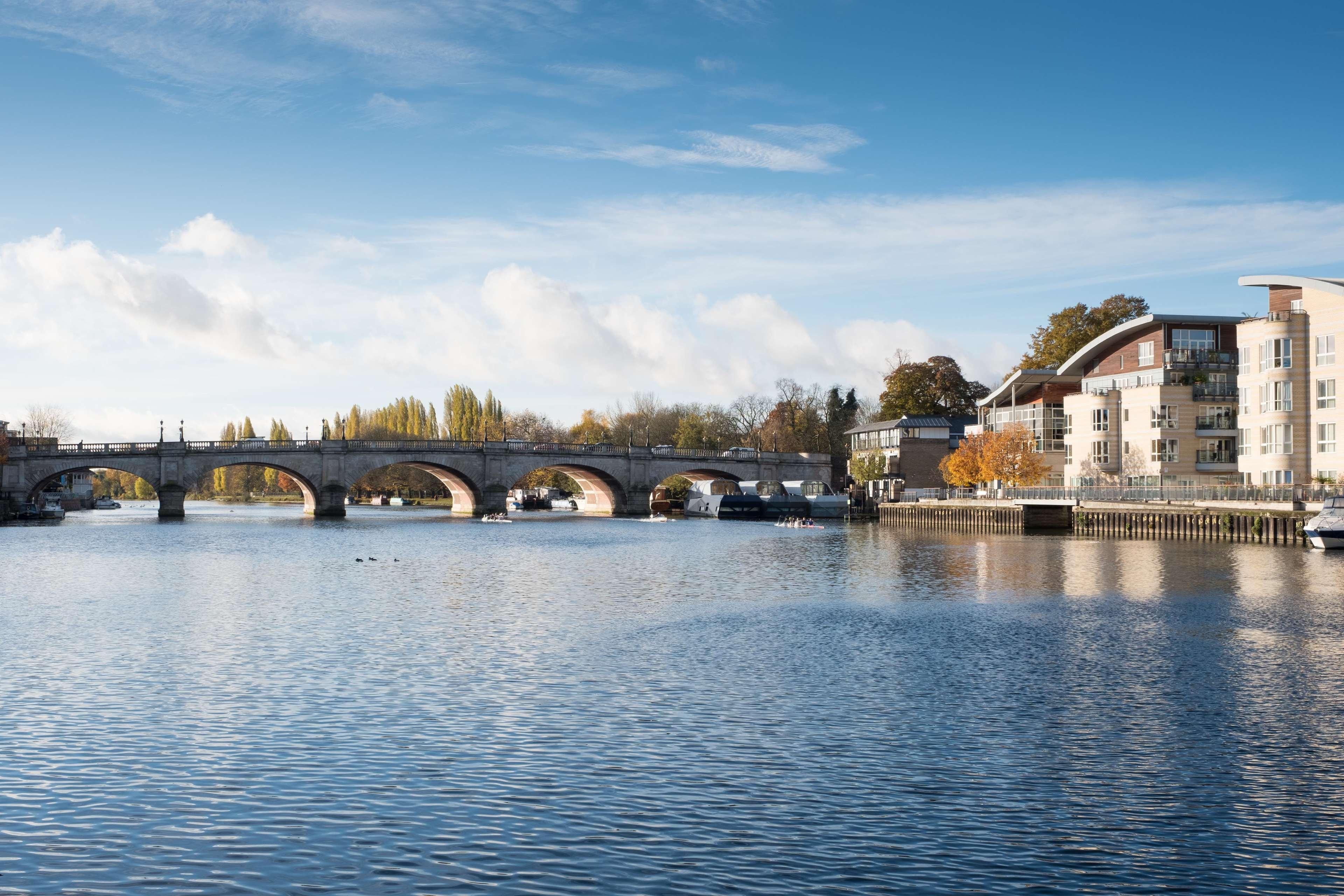 Doubletree By Hilton London Kingston Upon Thames Hotell Kingston upon Thames  Exteriör bild
