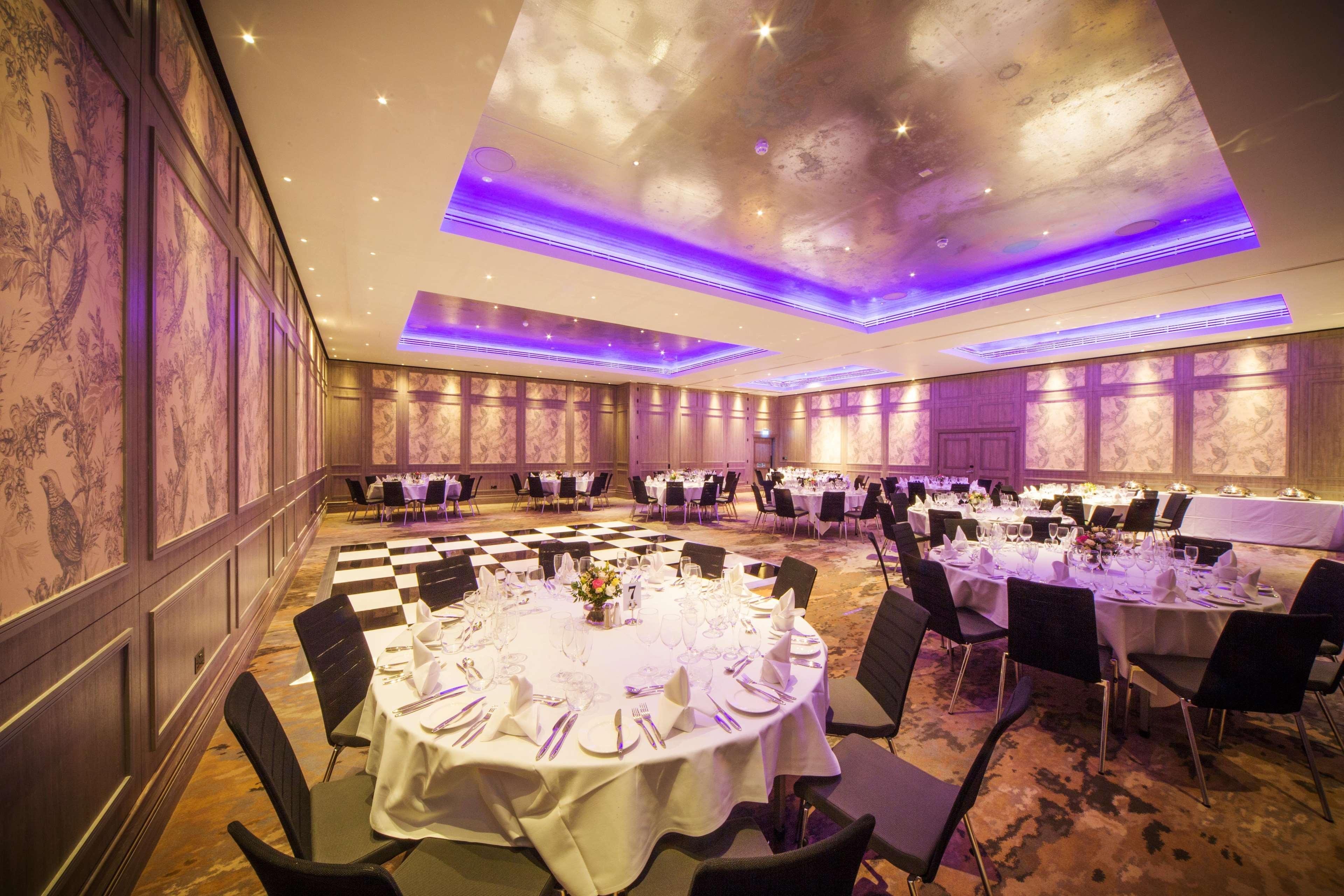 Doubletree By Hilton London Kingston Upon Thames Hotell Kingston upon Thames  Exteriör bild