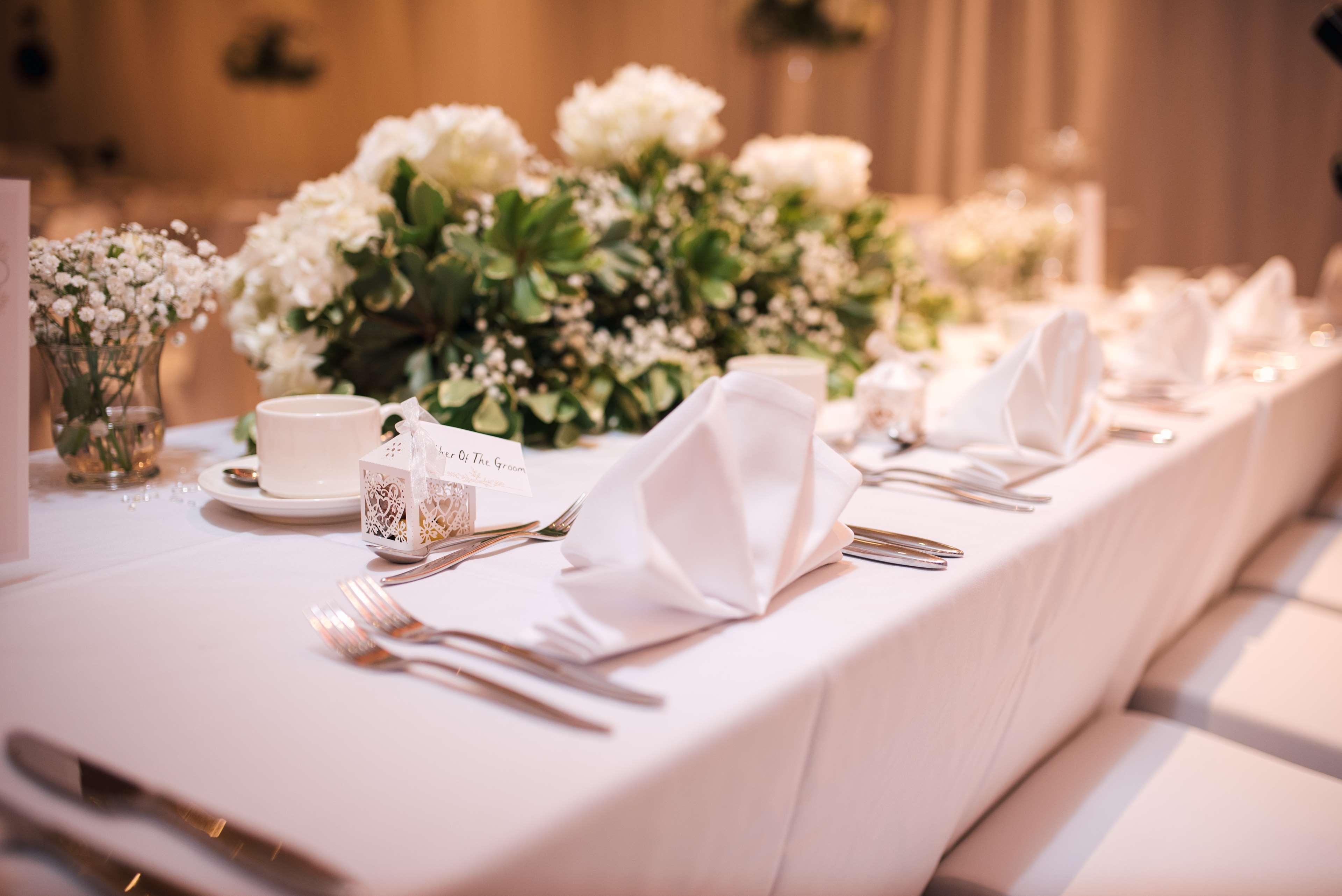 Doubletree By Hilton London Kingston Upon Thames Hotell Kingston upon Thames  Exteriör bild