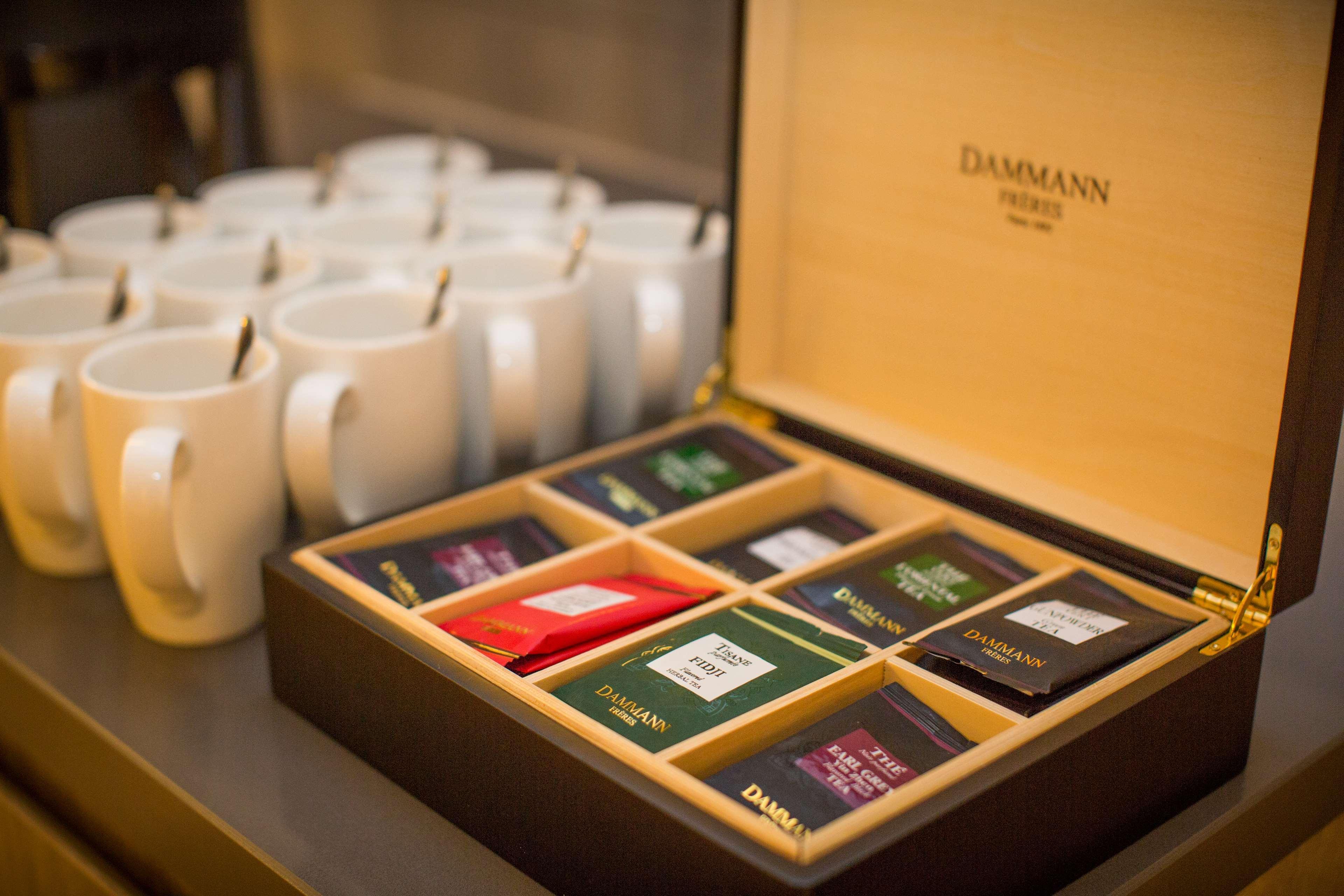 Doubletree By Hilton London Kingston Upon Thames Hotell Kingston upon Thames  Exteriör bild