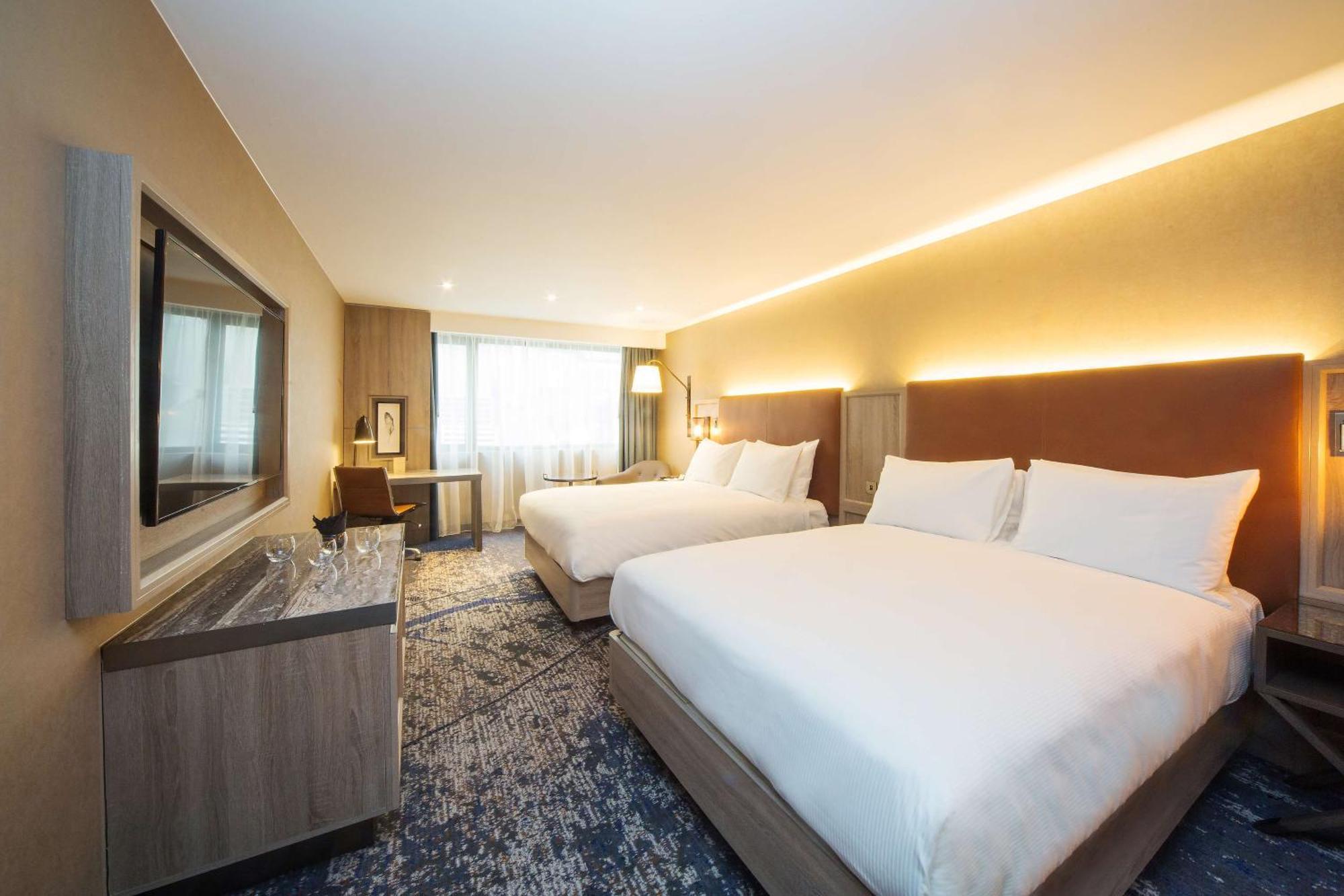 Doubletree By Hilton London Kingston Upon Thames Hotell Kingston upon Thames  Exteriör bild