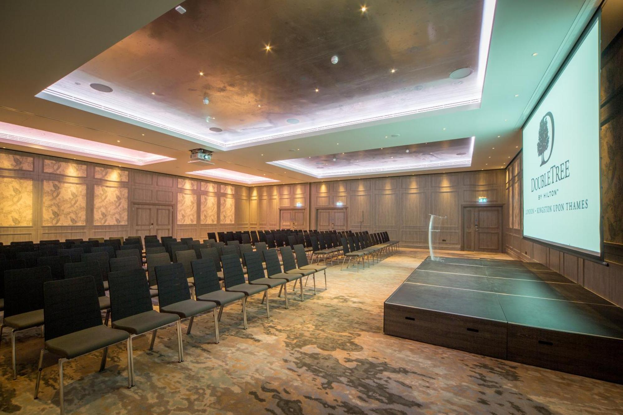 Doubletree By Hilton London Kingston Upon Thames Hotell Kingston upon Thames  Exteriör bild